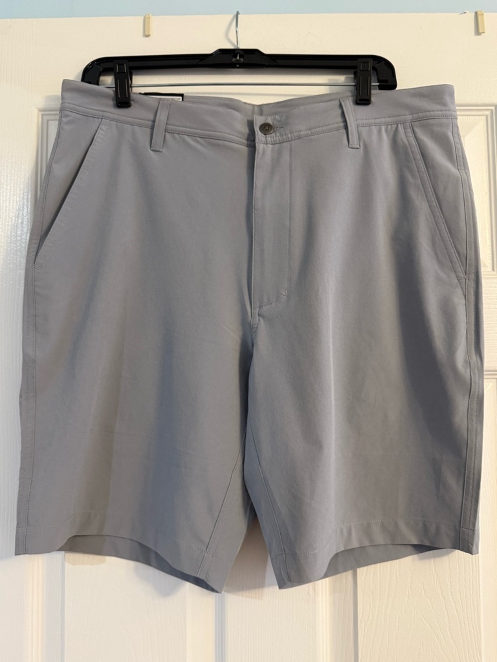 Men’s Lightweight Gray Golf Shorts